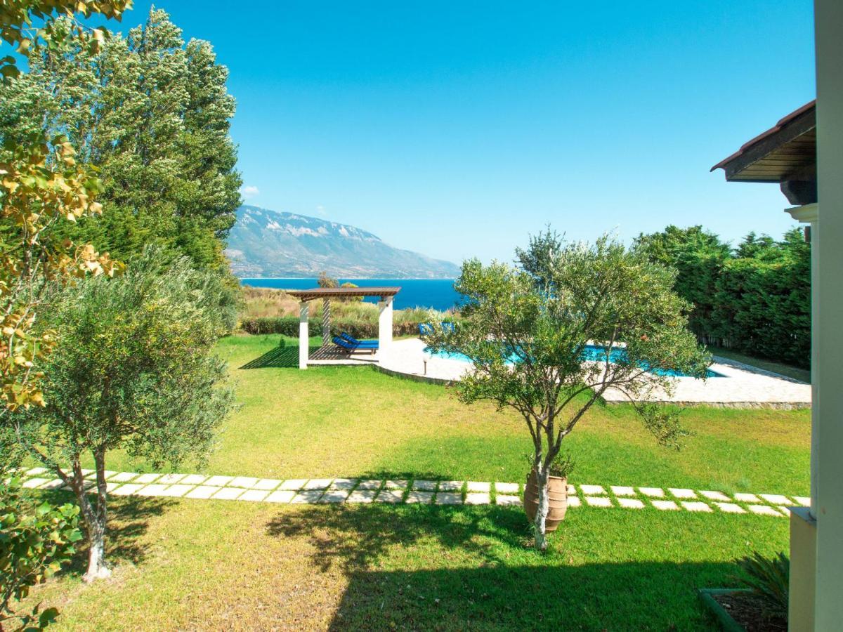 Villa Neptune Livathos  Eksteriør billede